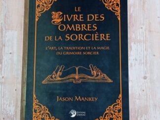 Le livre des ombres de la sorcière